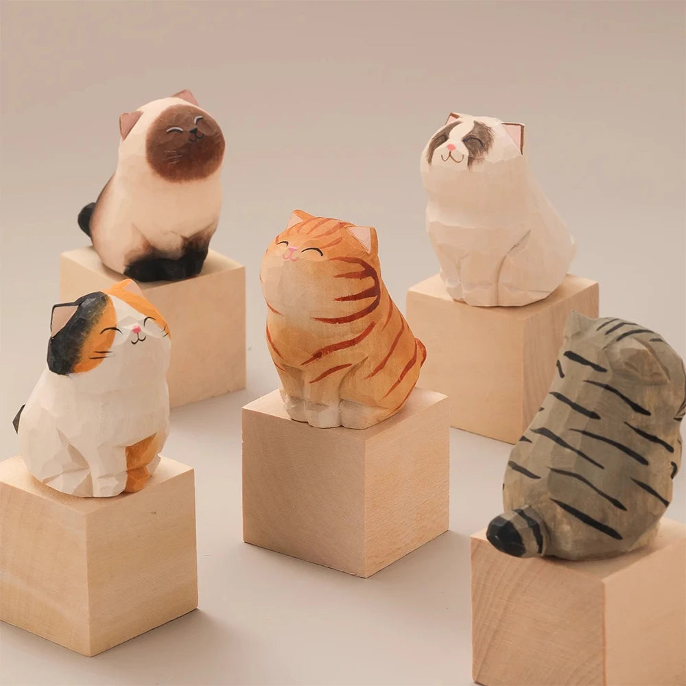 Handcrafted Wood Carving Kitten Statue Desk Accessories Cute Cat Figurine Home Decor Animal Car Ornament Home Room Decoration